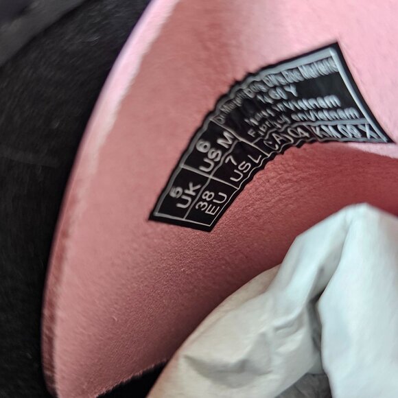 Dr. Martens 1460 Patent Lamper Pale Pink Zip Up Boot,Youth Girls 7, Womens 8-8.5 - Picture 7 of 9